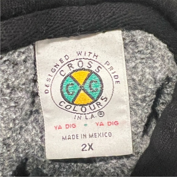 Vintage Black Hoodie with Purple Accents - Picture 5 of 6